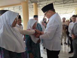 Lepas 79 Jemaah Haji, Bupati Limi Berharap Ibadah Lancar dan Kembali dalam Keadaan Selamat