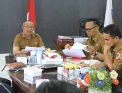 Pj Wali Kota Asripan Nani Pimpin Rapat TPID