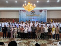Hadir Pelantikan IKA PMII, Limi Mokodompit Ajak Kader Bangun Daerah Bersama