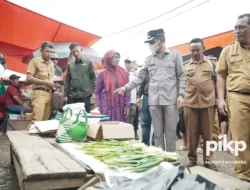 Pastikan Ketersediaan Bapok Jelang Pengucapan, dr Jusnan Calamento Mokoginta Turun Langsung ke Pasar Dumoga