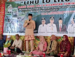 Hadiri Tradisi Lihu Lo Lilu Mandi Safar 1447 H di Kecamatan Tomini, Bupati Iskandar: jaga dan lestarikan