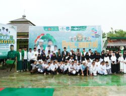 Hadiri Peringatan Hari Santri Nasional 2025, Bupati Iskandar Sampaikan Pesan Persatuan