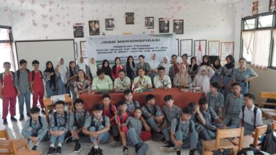 JRBM Menginspirasi: Ketika Praktisi Tambang JRBM Turun ke Sekolah, Hidupkan Mimpi Siswa SMKN 1 Lolayan