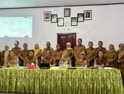 Pemkot Kotamobagu Tegaskan Pentingnya Disiplin Administrasi bagi Sangadi dan Lurah
