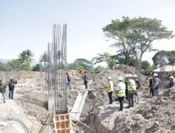 Wali Kota dan Wawali Kotamobagu Cek Langsung Pembangunan Stadion Gelora Ambang